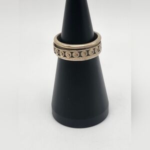 Chunky Heavy Spinner Ring.  Size 8